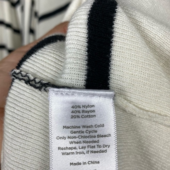 Talbots STRIPED CARDIGAN Oprah collection - Picture 7 of 8